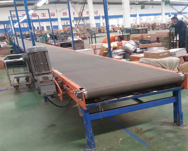 輕型膠帶輸送系統(tǒng)